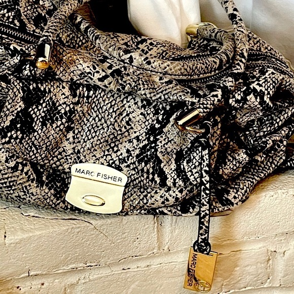 Marc Fisher Bag & Boots - Picture 15 of 15